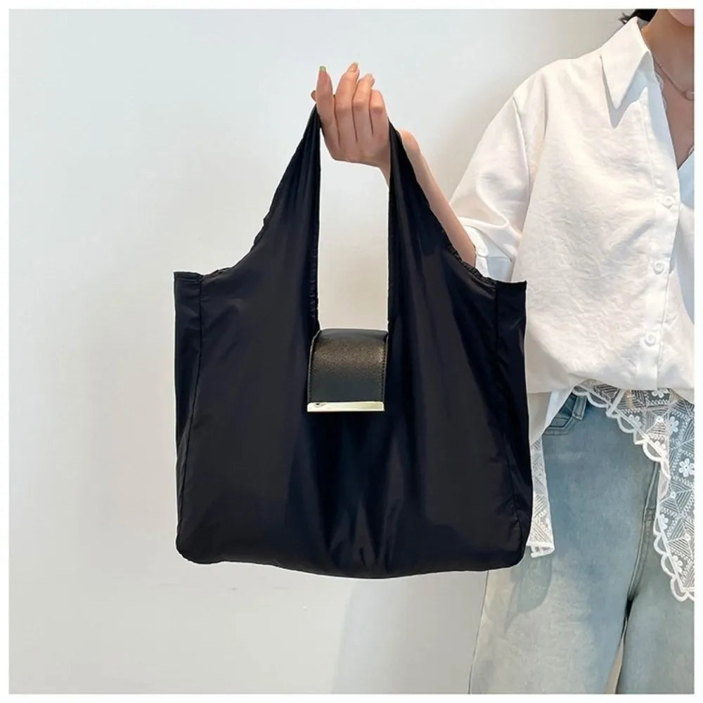 EcoCarry™ Schlüsselanhänger‑Shopper - Immer eine Tasche dabei
